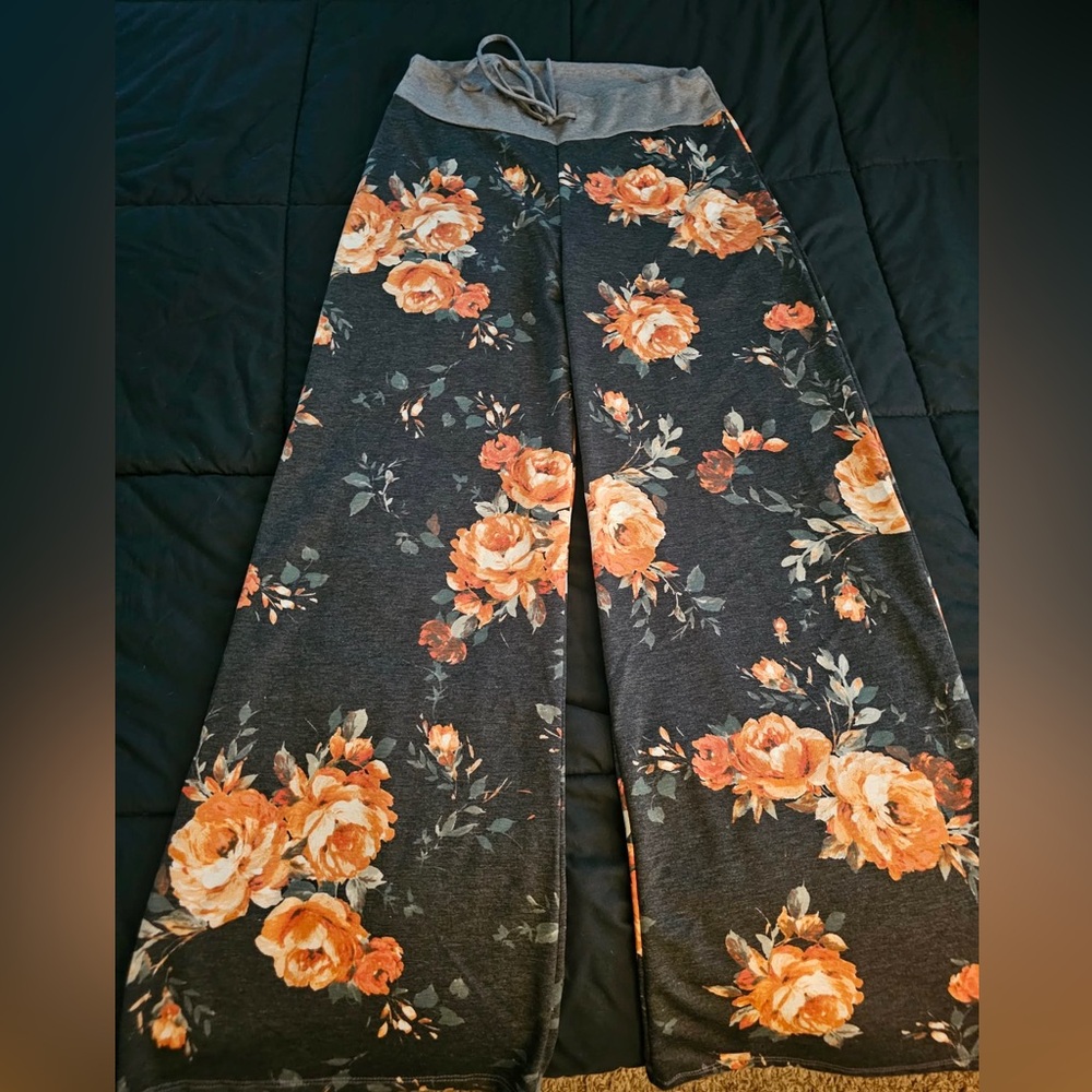Floral Wide-Leg Pants